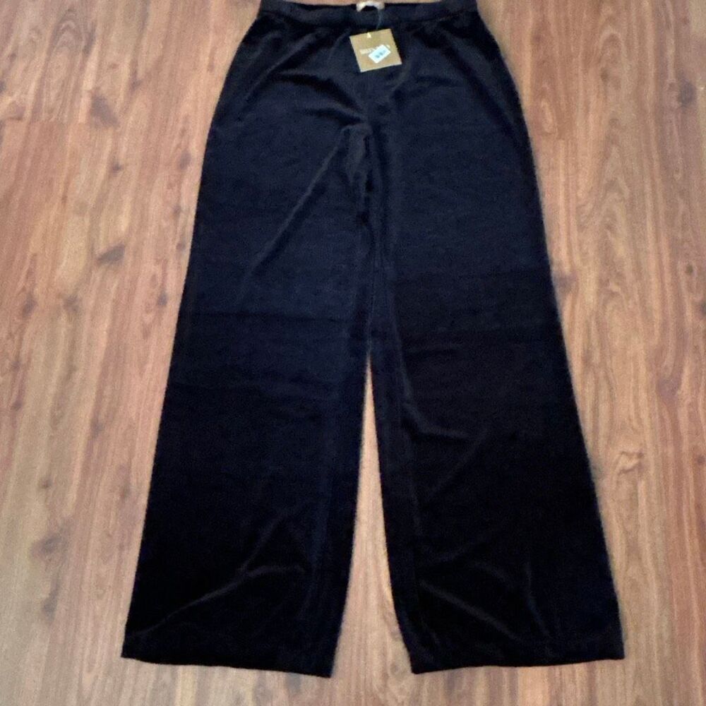 NWT Ellen Tracy Black velvet pants size m